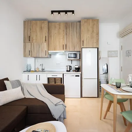 C39 Cosy Next To The Center Apartment Malaga